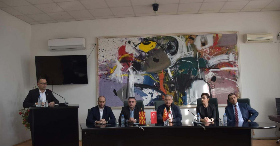 Работен состанок на Градоначалникот за реализација на идни проекти во Вардарски плански регион