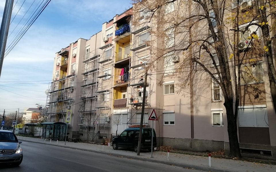 Реконструкција на фасади на станбени згради